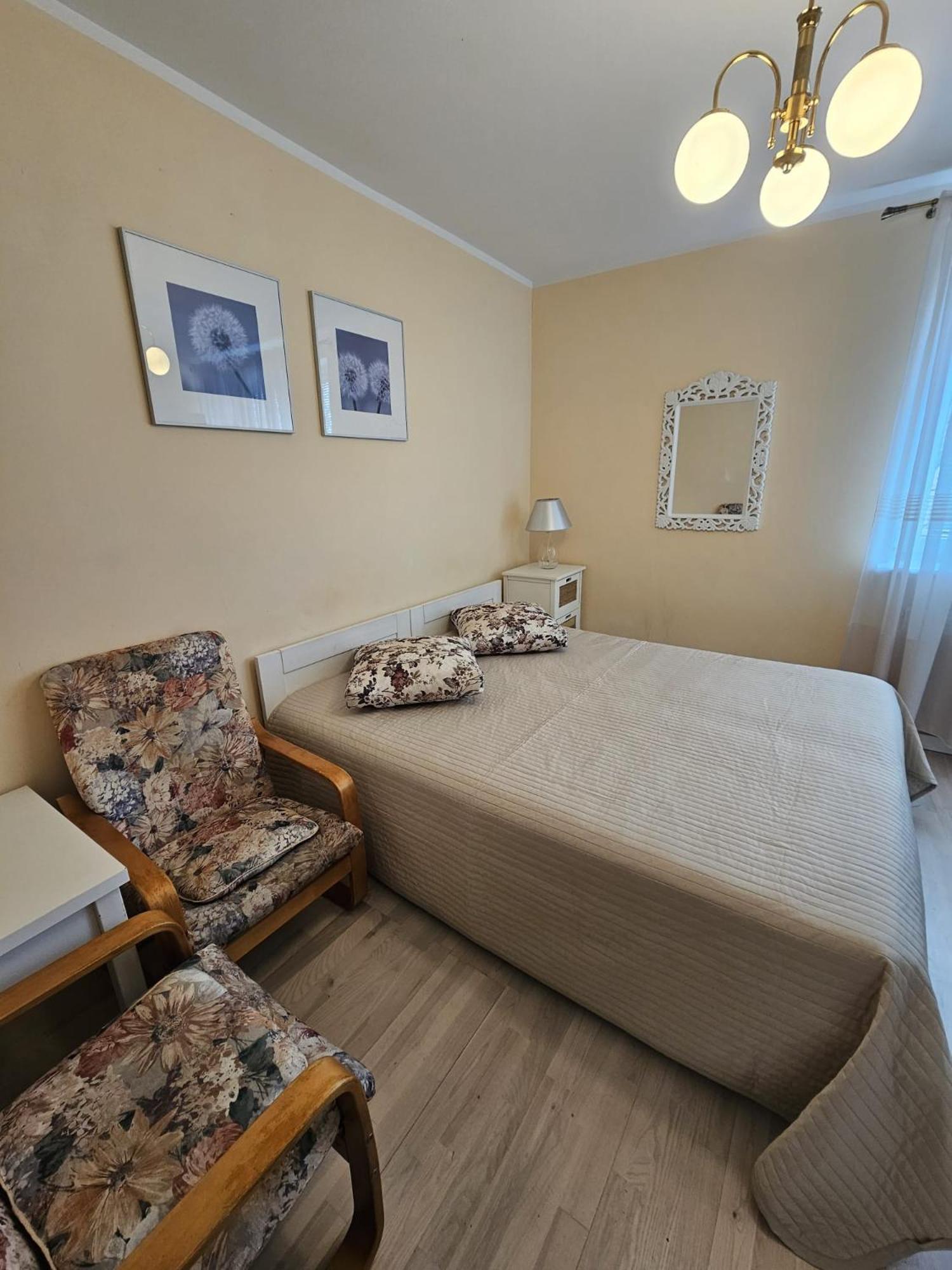 Villa Krystyna Дзвиржино Екстериор снимка