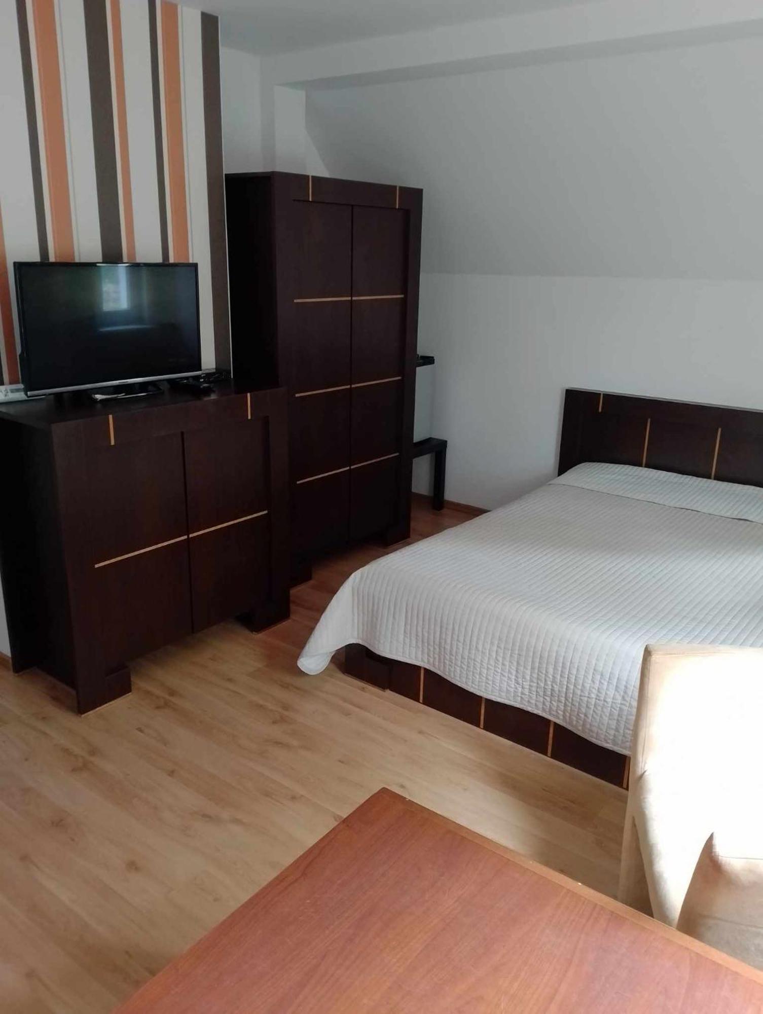 Villa Krystyna Дзвиржино Екстериор снимка